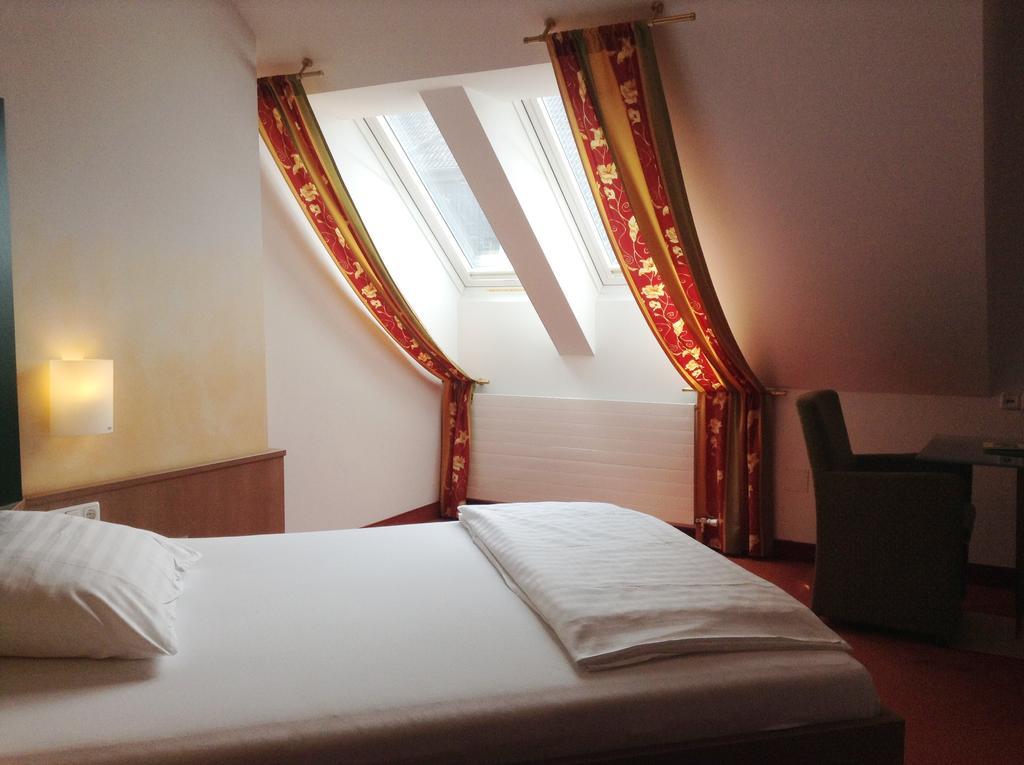 1A Landhotel Schicklberg Kremsmünster Habitación foto